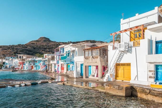 How to Get Around Milos