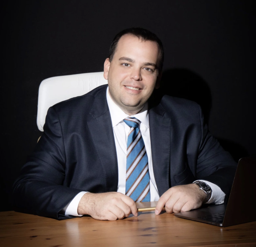 Christopher Ferousis, Orthopaedic Shoulder Surgeon