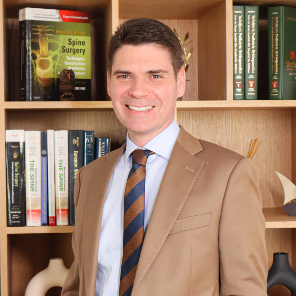 Dr. Marios Lykissas