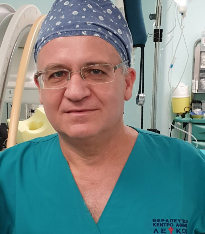 Dr. Theologos Theologou, Neurosurgeon Specialising in Endoscopic Spine Surgery