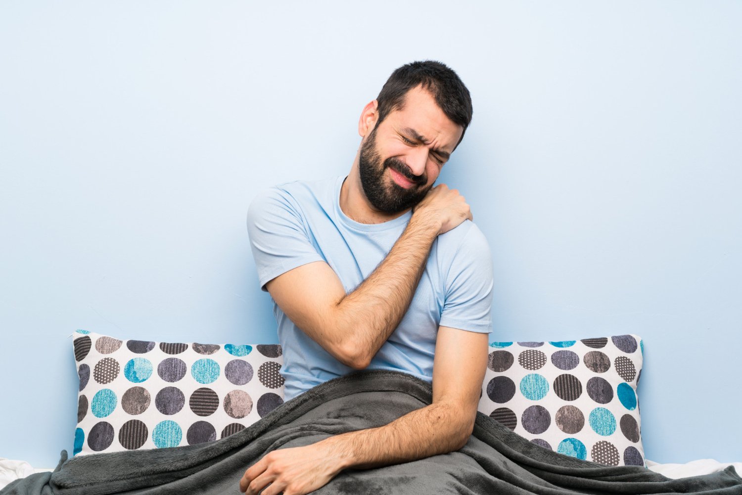 shoulder pain at night